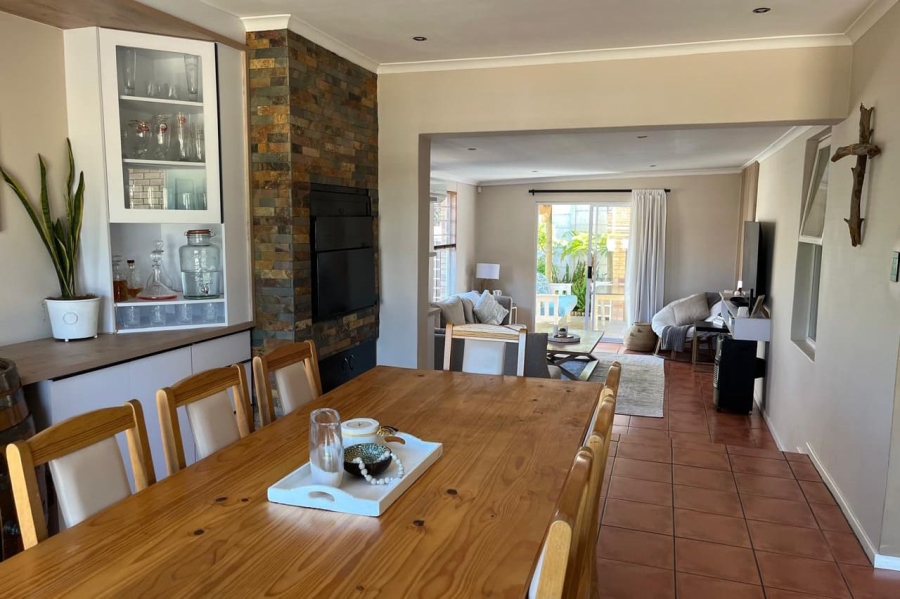 3 Bedroom Property for Sale in Protea Heights Western Cape